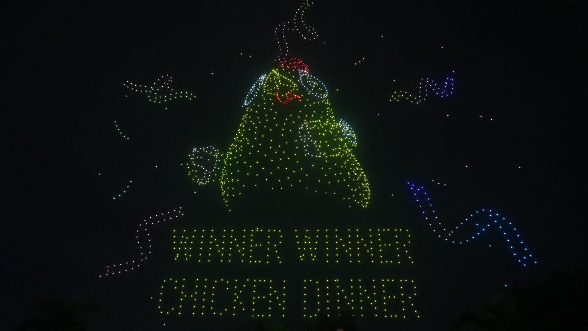 Ulang Tahun PUBG Mobile, Ribuan Drone Hiasi Langit Surabaya